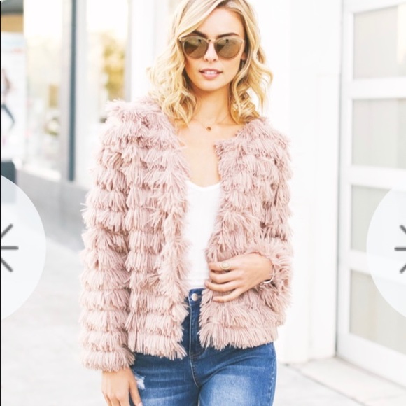 Blue Blush Jackets & Blazers - NWT Blue Blush Fringe Faux Fur Blush Jacket L Jr.